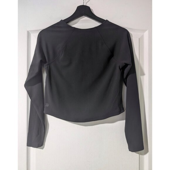 All In Motion | Everyday Soft Cropped Long Sleeve Top In Black - Picture 5 of 13